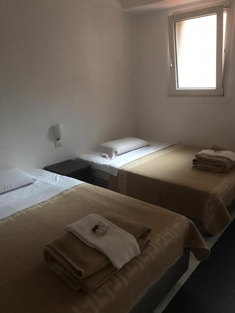 New Generation Hostel Milan Center Εξωτερικό φωτογραφία